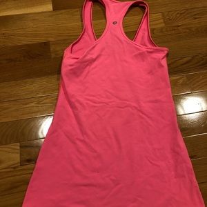 Lulu lemon workout shirt